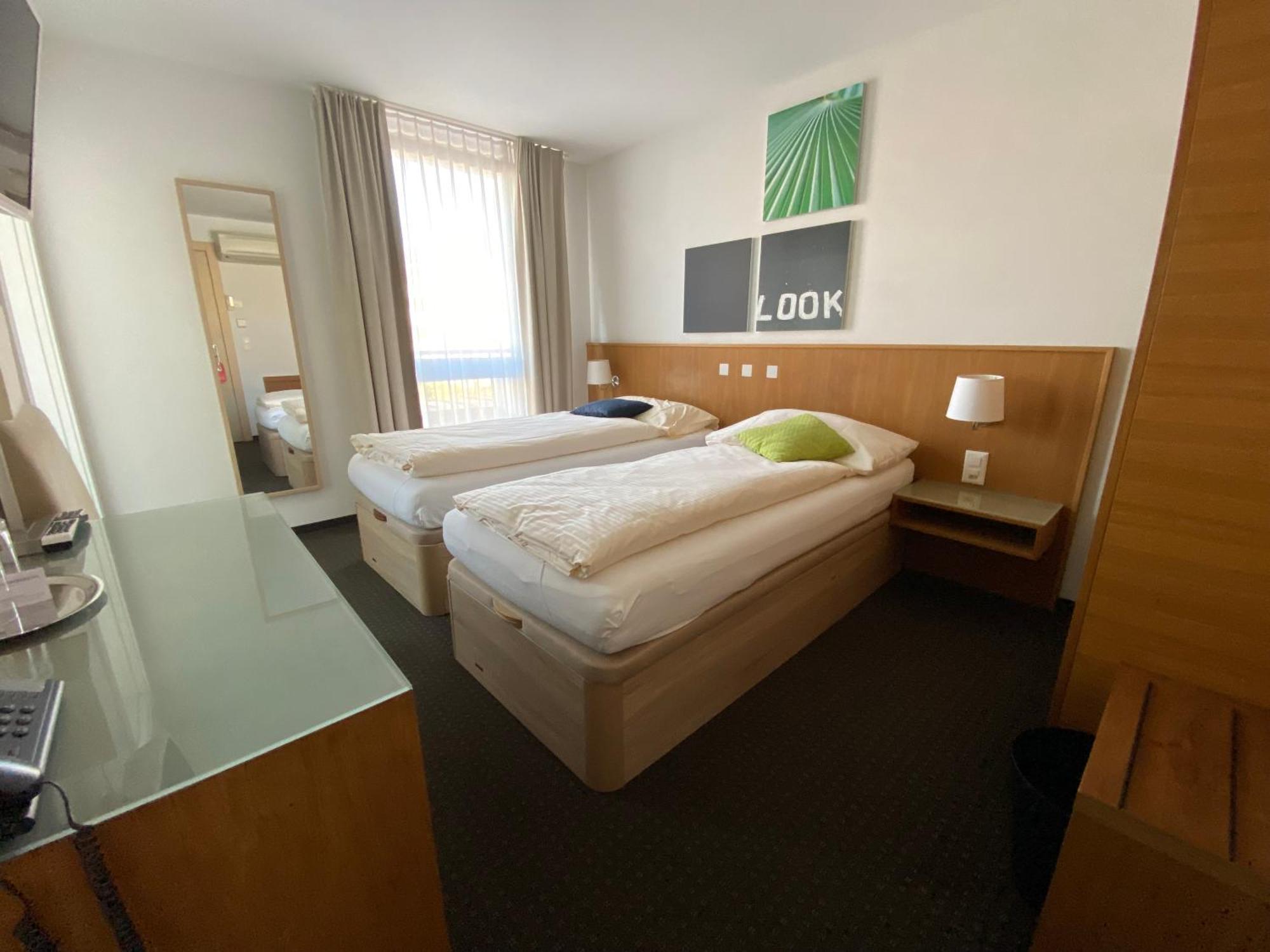 Businesshotel Lux Emmen Exterior foto