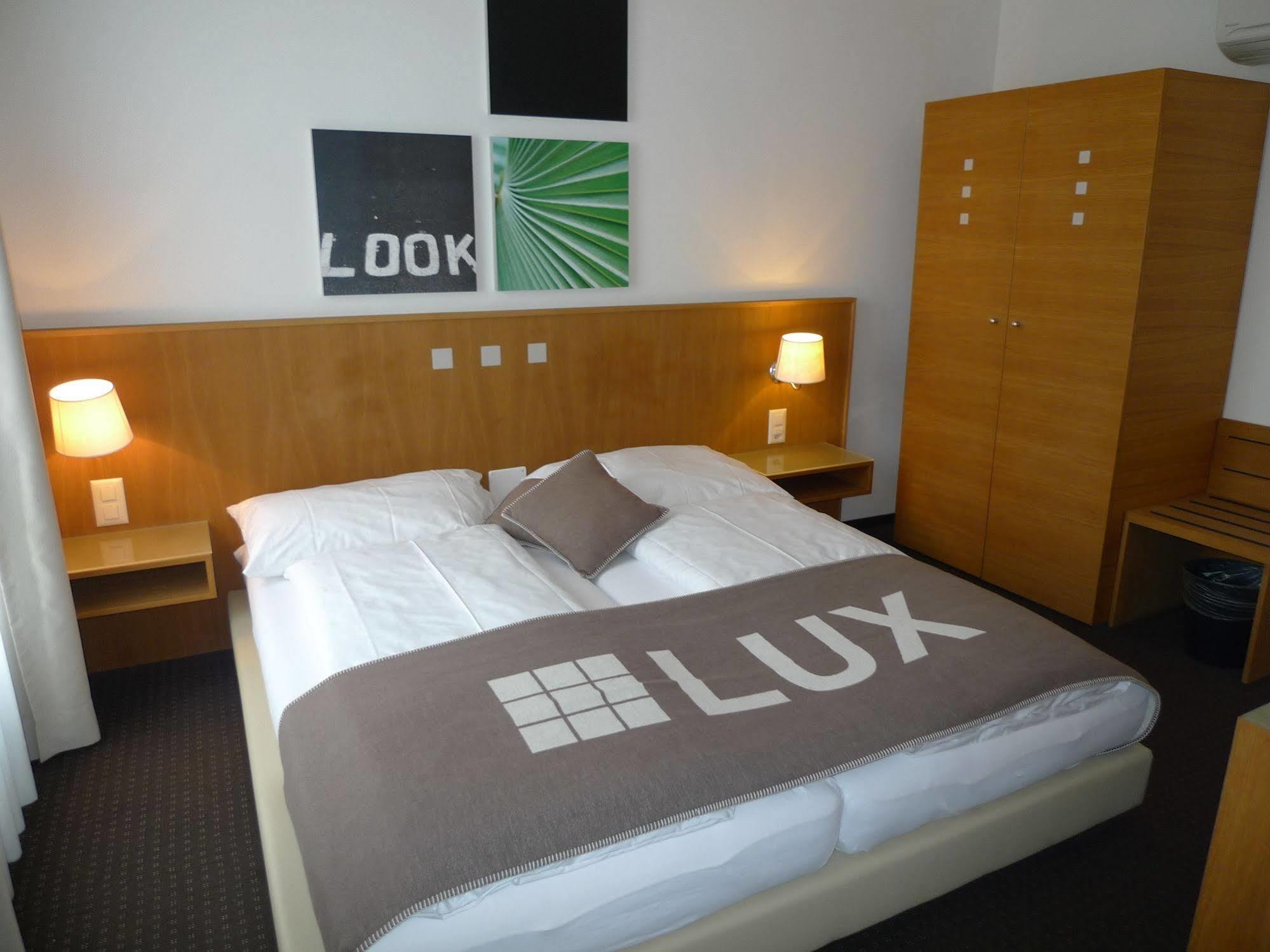 Businesshotel Lux Emmen Exterior foto